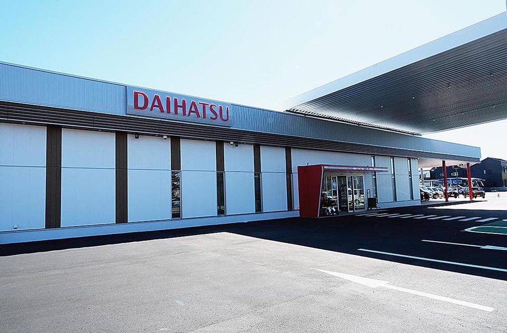 リニューアルした鏡島店